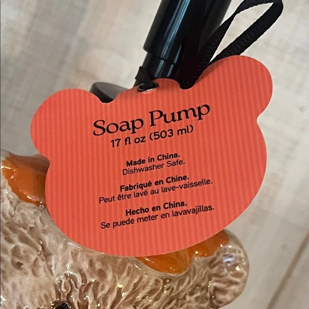 Creepy Critters‎ Halloween Soap Dispenser Pumpkin Bear Decor